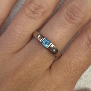 10K Gold Blue Topaz Ring